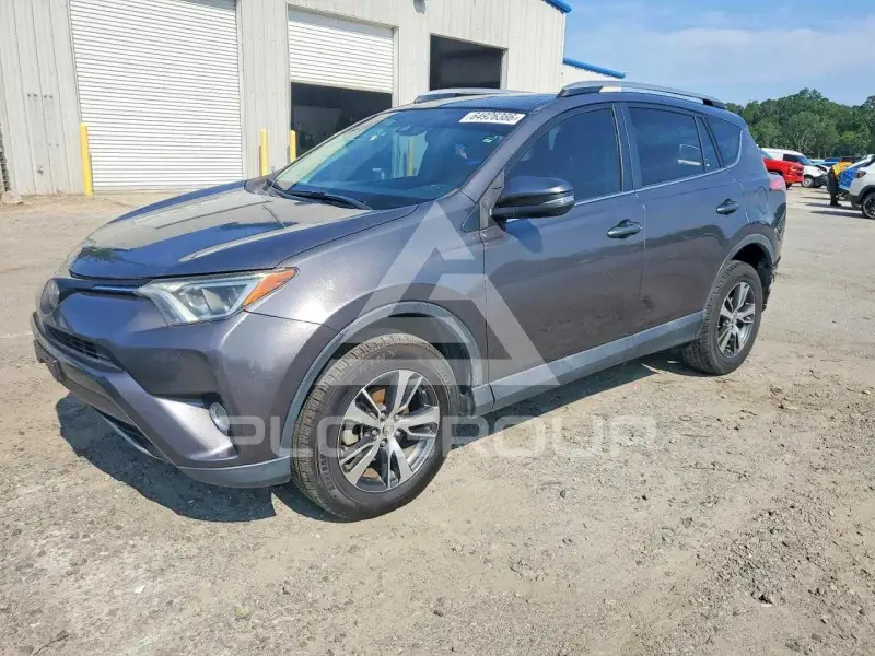 2018 Toyota RAV4 фото