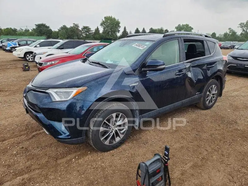 2018 Toyota RAV4 фото