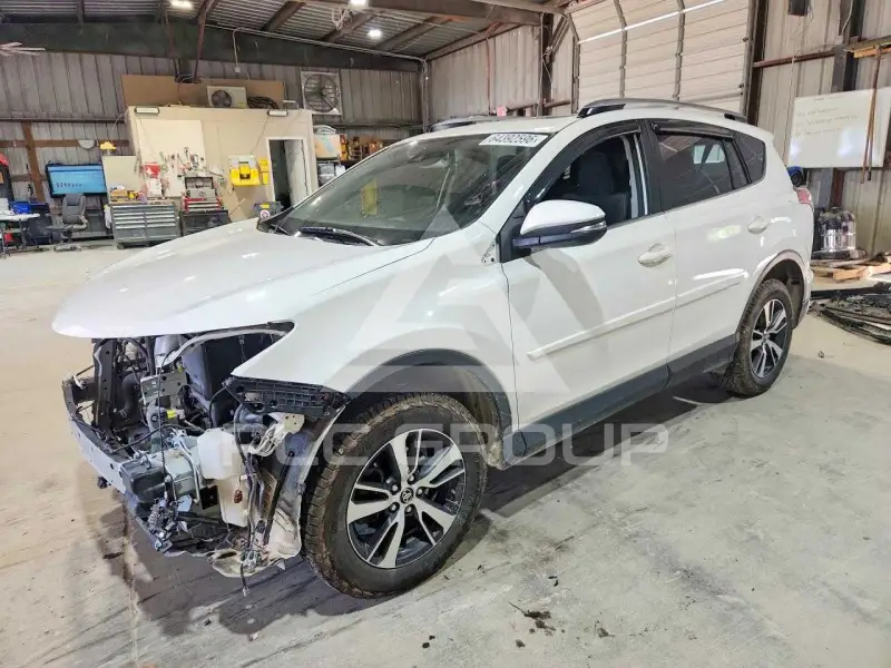 2018 Toyota RAV4 фото
