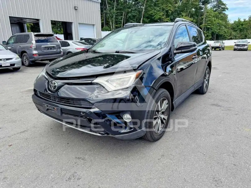 2018 Toyota RAV4 фото