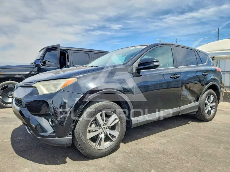 2018 Toyota RAV4 фото