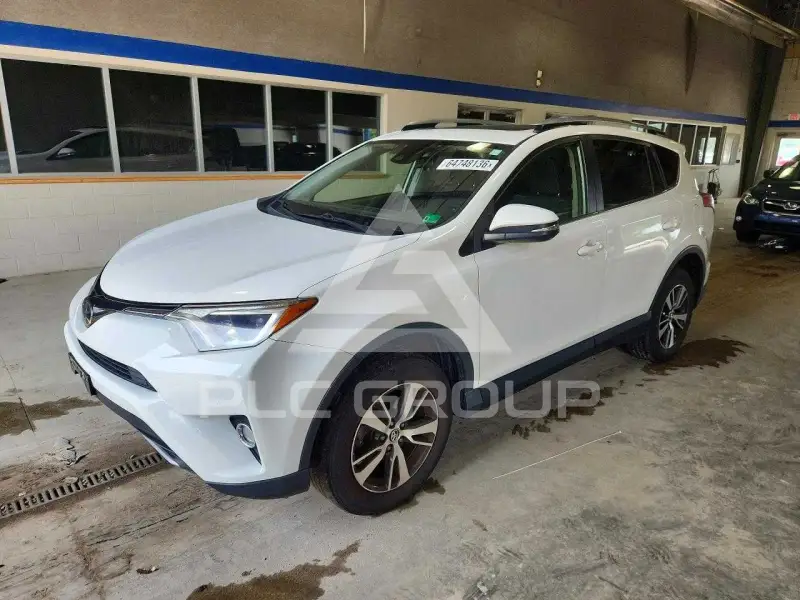 2018 Toyota RAV4 photo