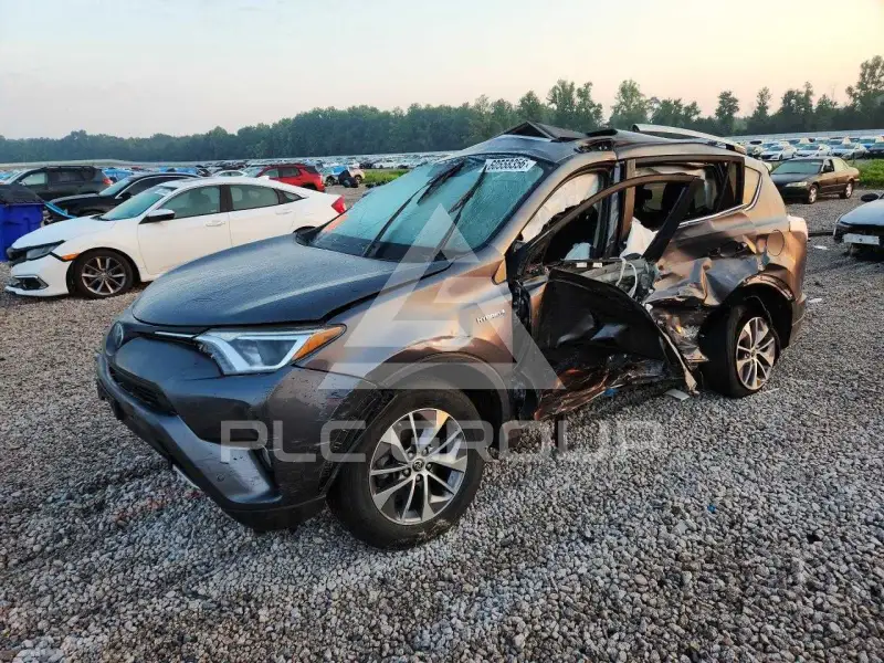 2018 Toyota RAV4 фото
