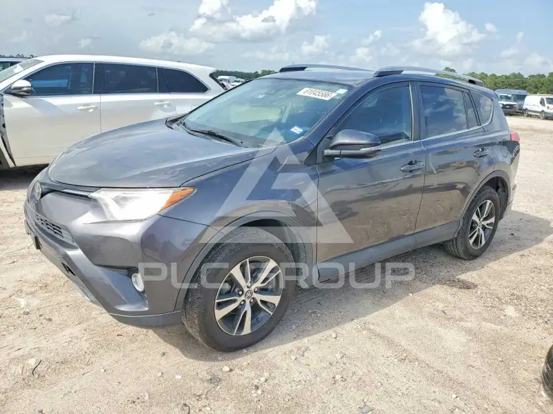 2018 Toyota RAV4 фото
