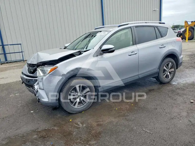 2018 Toyota RAV4 фото