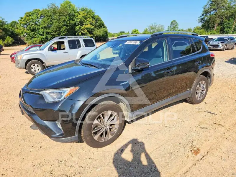 2018 Toyota RAV4 photo