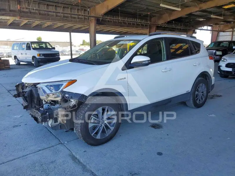 2018 Toyota RAV4 фото