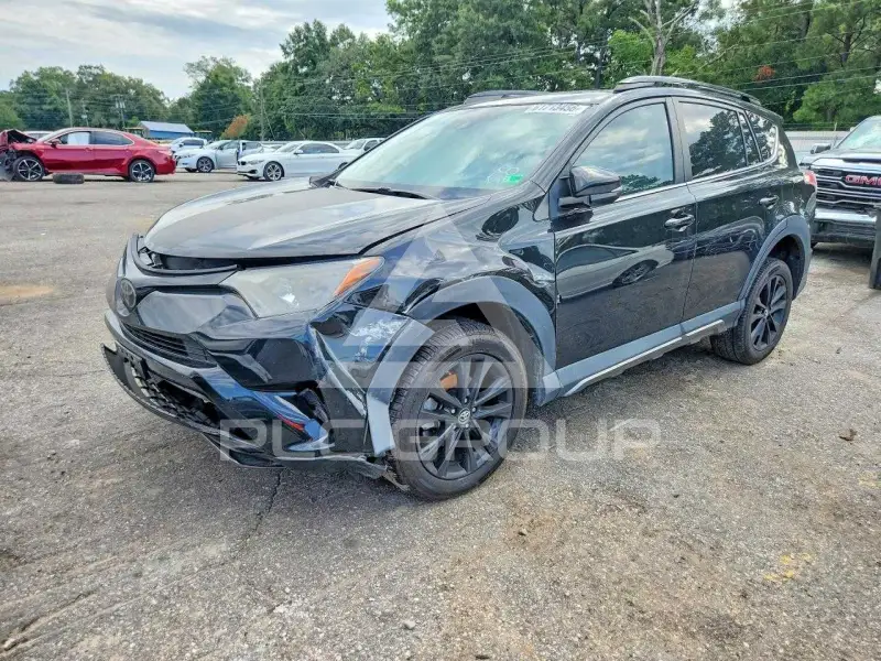 2018 Toyota RAV4 фото