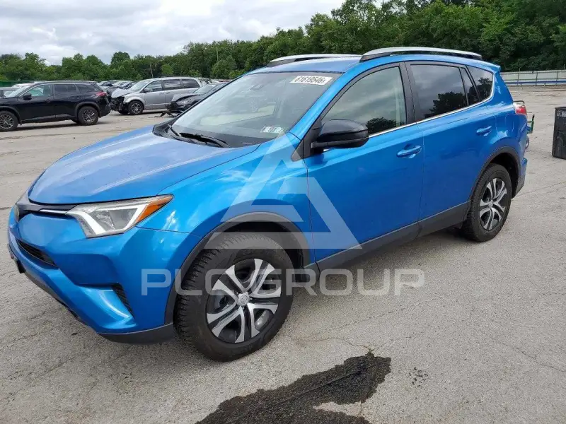 2018 Toyota RAV4 фото