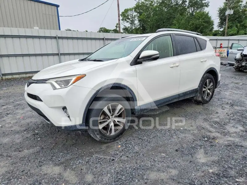 2018 Toyota RAV4 photo