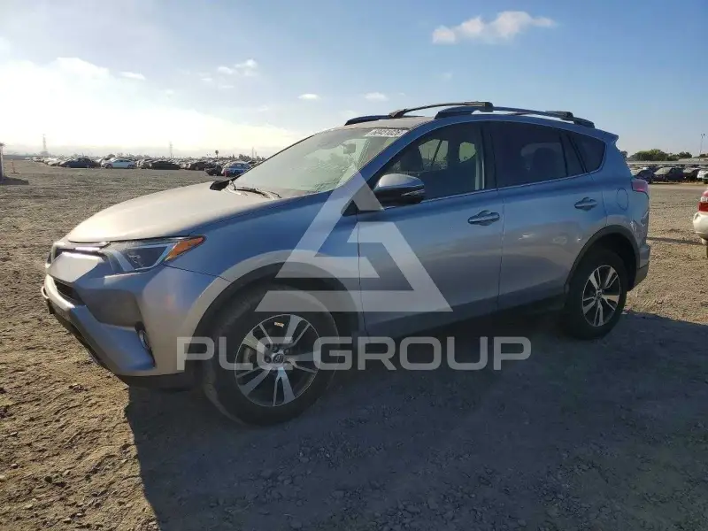 2018 Toyota RAV4 фото