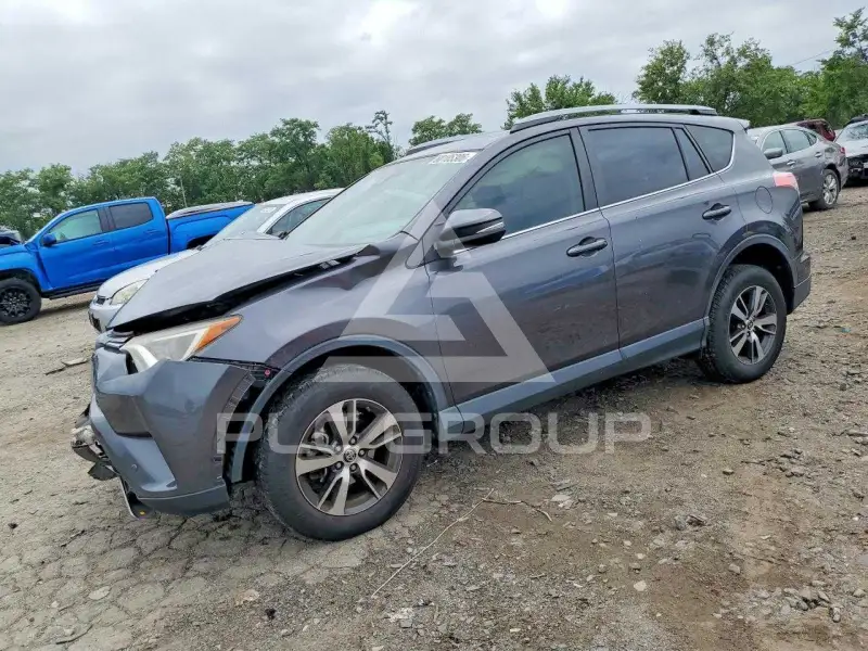 2018 Toyota RAV4 photo