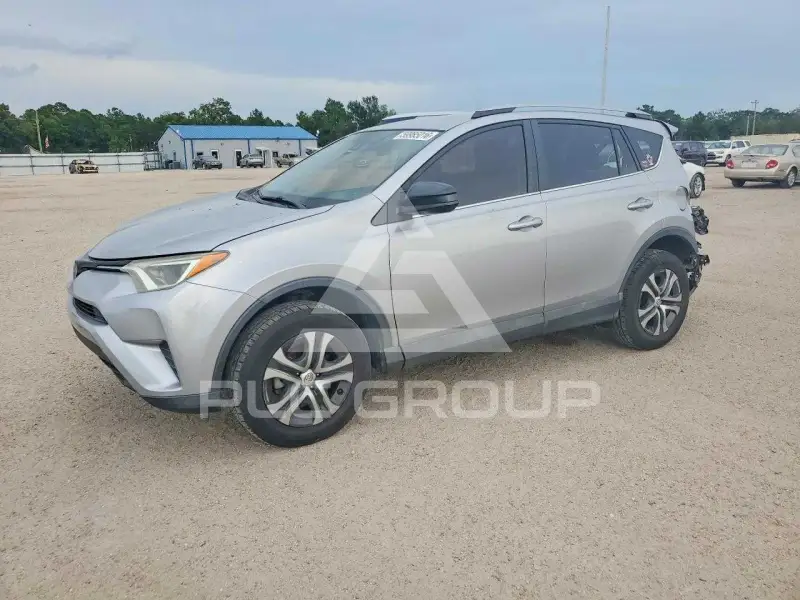 2018 Toyota RAV4 photo