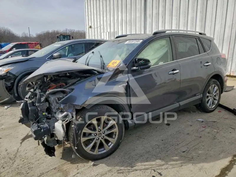 2018 Toyota RAV4 фото