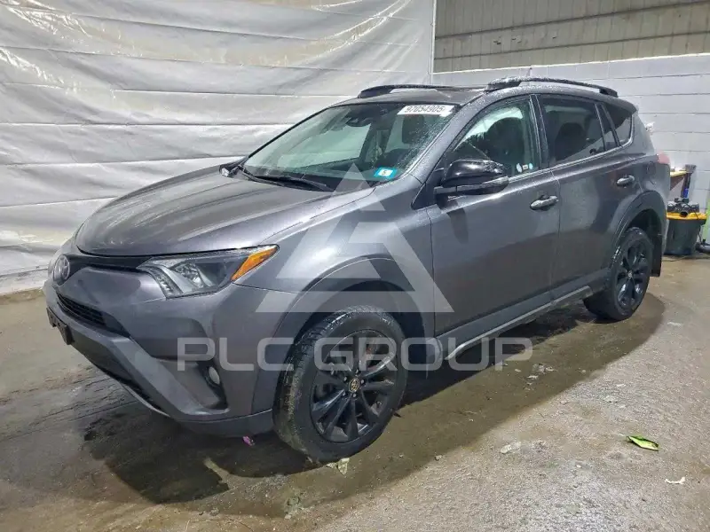 2018 Toyota RAV4 photo