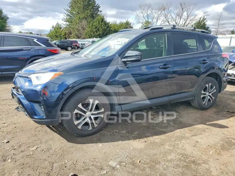 2018 Toyota RAV4 фото