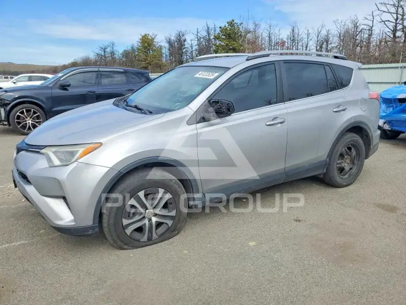 2018 Toyota RAV4 фото