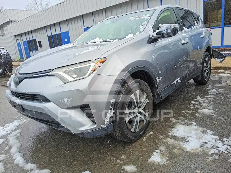 2018 Toyota RAV4 фото