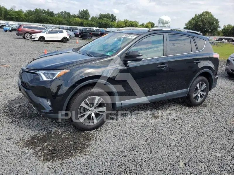 2018 Toyota RAV4 фото