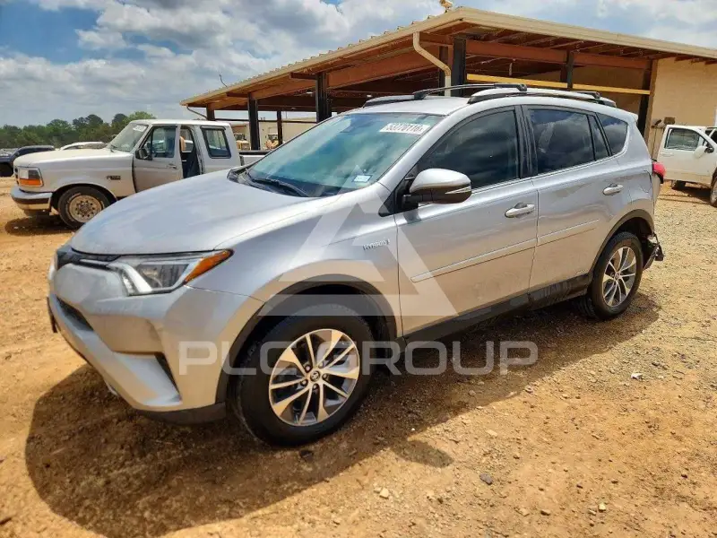 2018 Toyota RAV4 фото