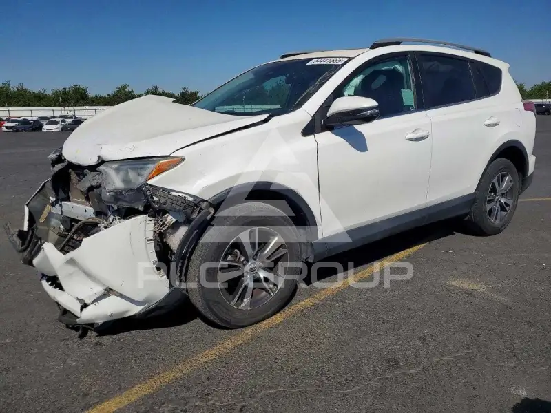 2018 Toyota RAV4 фото