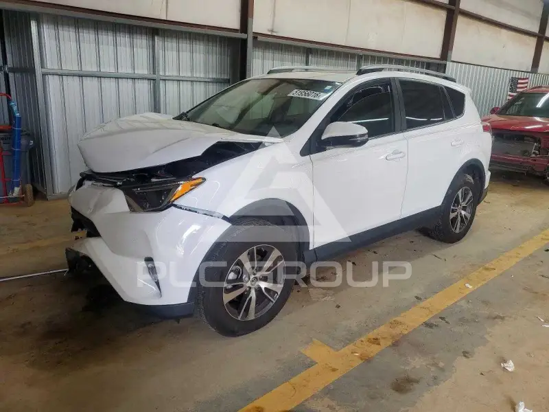 2018 Toyota RAV4 photo