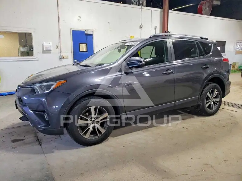 2018 Toyota RAV4 фото