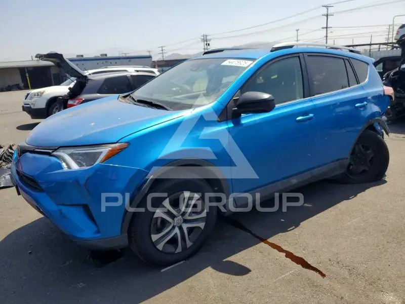 2018 Toyota RAV4 фото