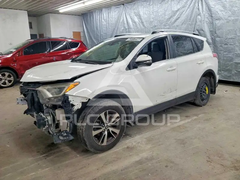 2018 Toyota RAV4 photo