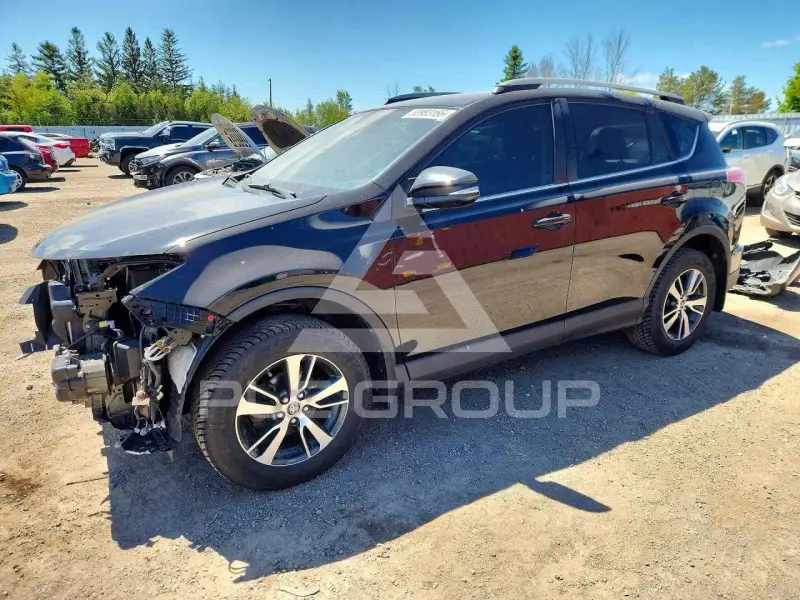 2018 Toyota RAV4 photo