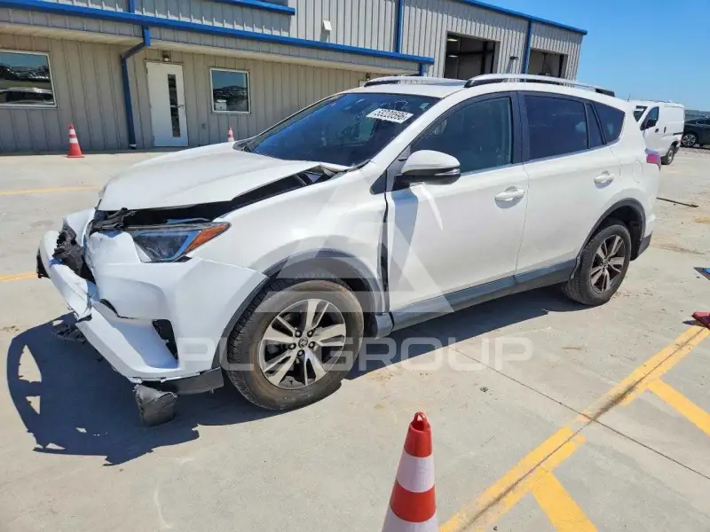 2018 Toyota RAV4 фото