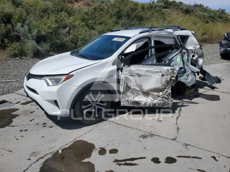 2018 Toyota RAV4 photo