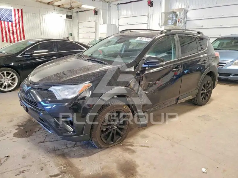 2018 Toyota RAV4 фото