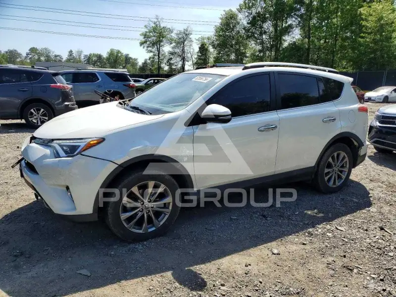 2018 Toyota RAV4 фото