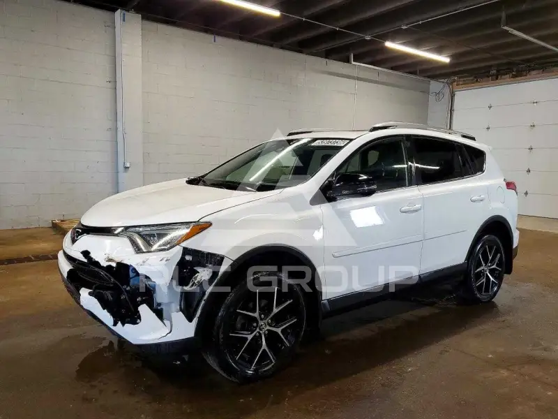 2018 Toyota RAV4 фото