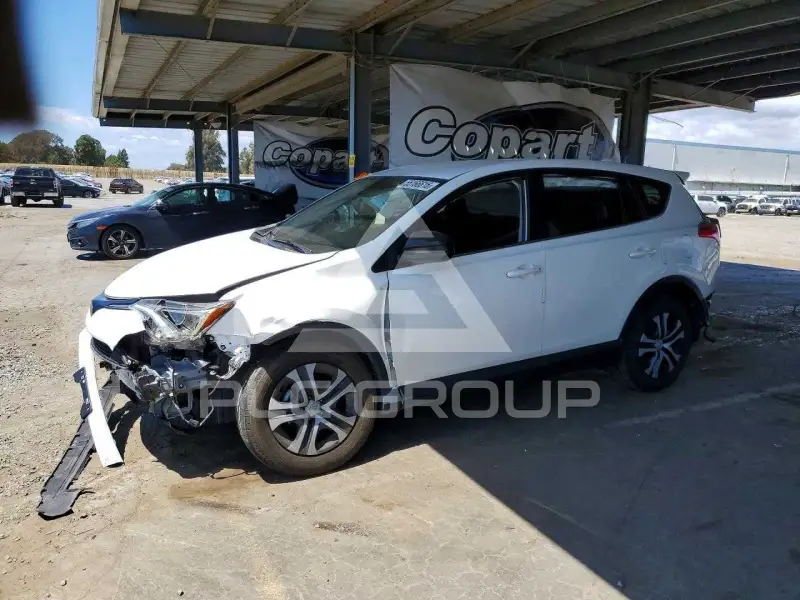 2018 Toyota RAV4 photo
