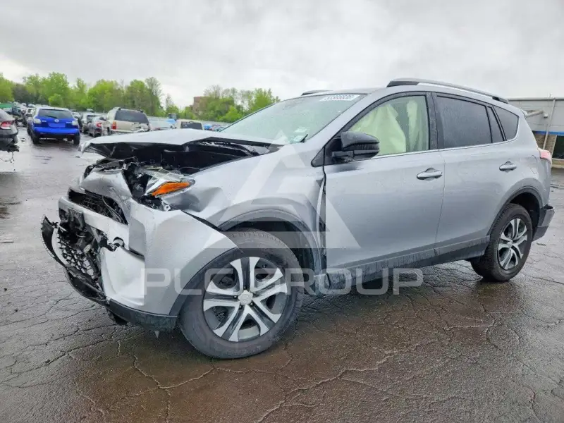 2018 Toyota RAV4 фото