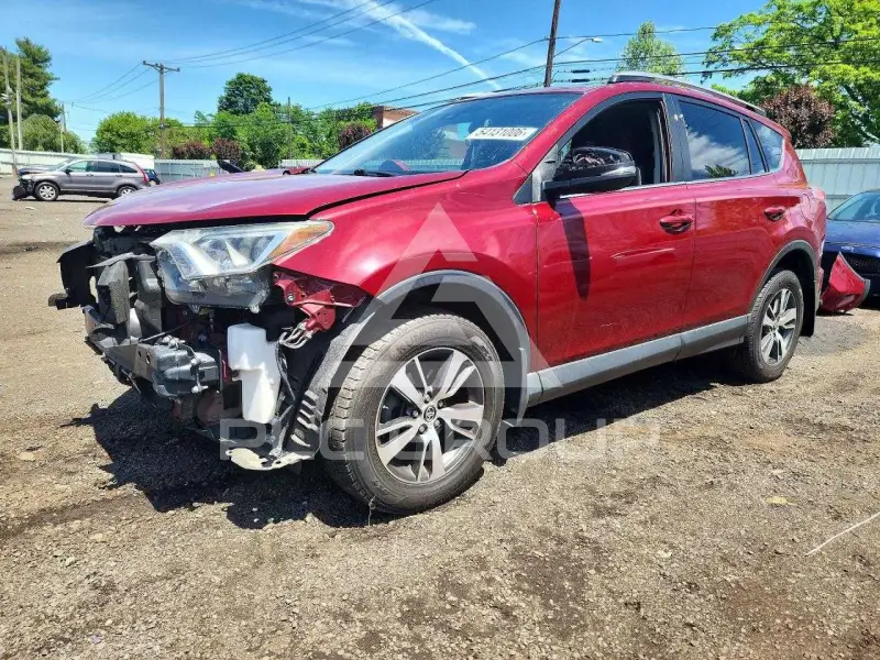 2018 Toyota RAV4 фото