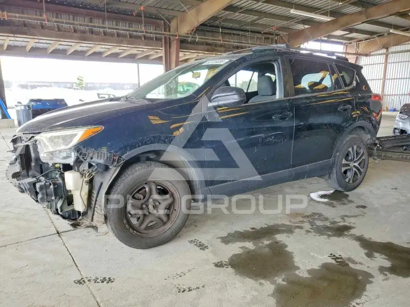 2018 Toyota RAV4 фото