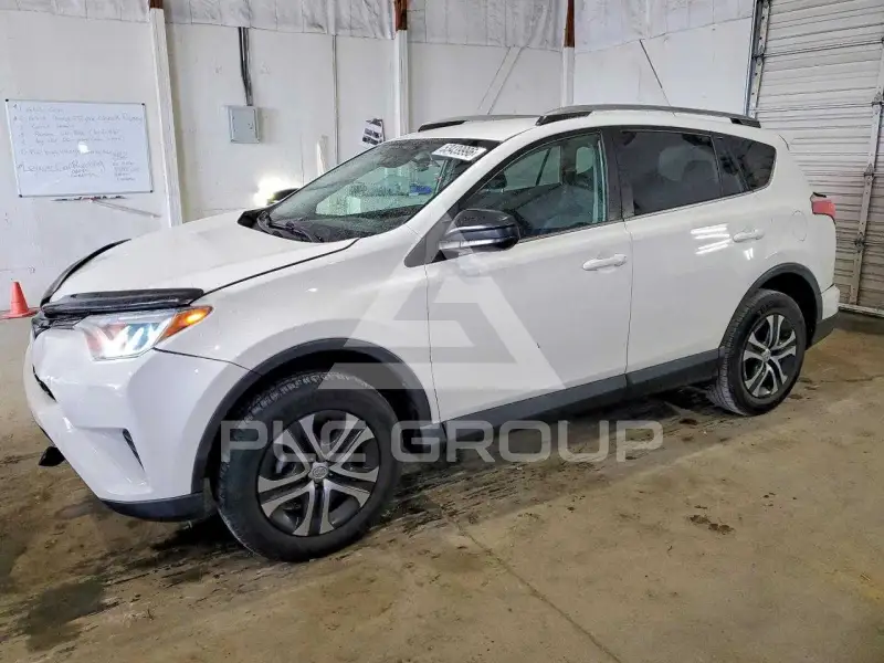 2018 Toyota RAV4 фото