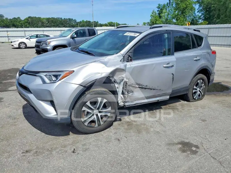 2018 Toyota RAV4 фото