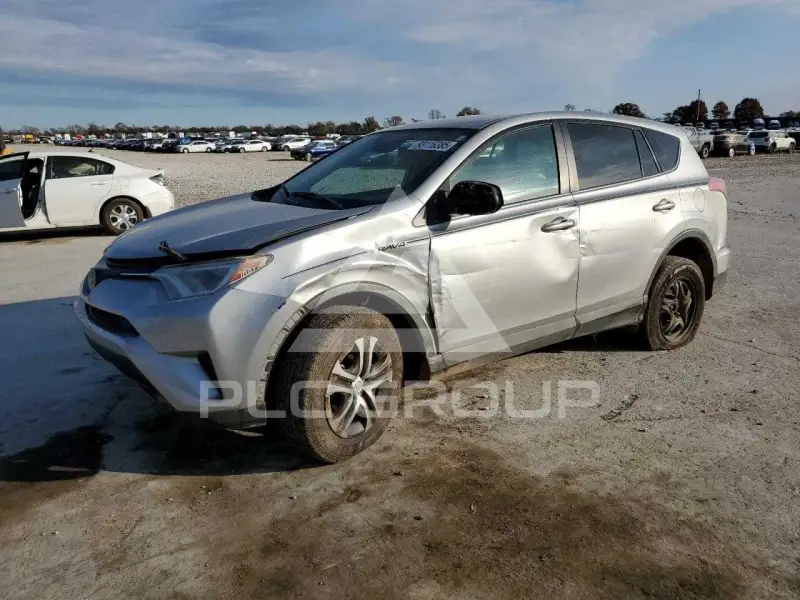 2018 Toyota RAV4 photo
