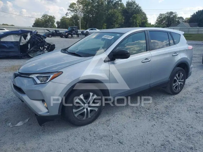 2018 Toyota RAV4 фото