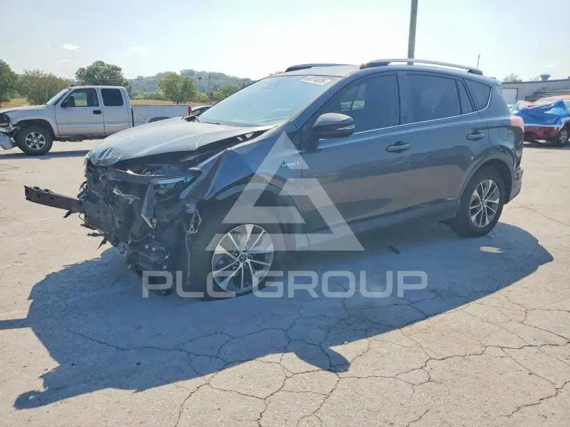 2018 Toyota RAV4 фото