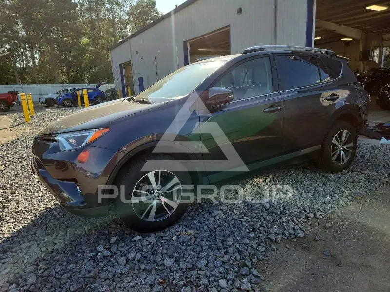 2018 Toyota RAV4 фото