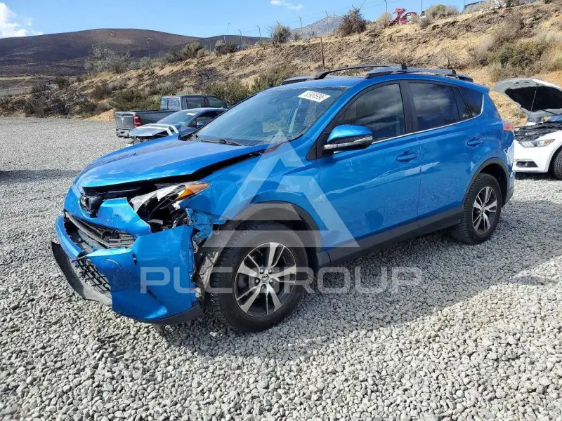 2018 Toyota RAV4 фото