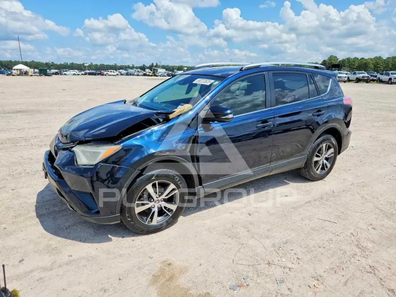 2018 Toyota RAV4 photo