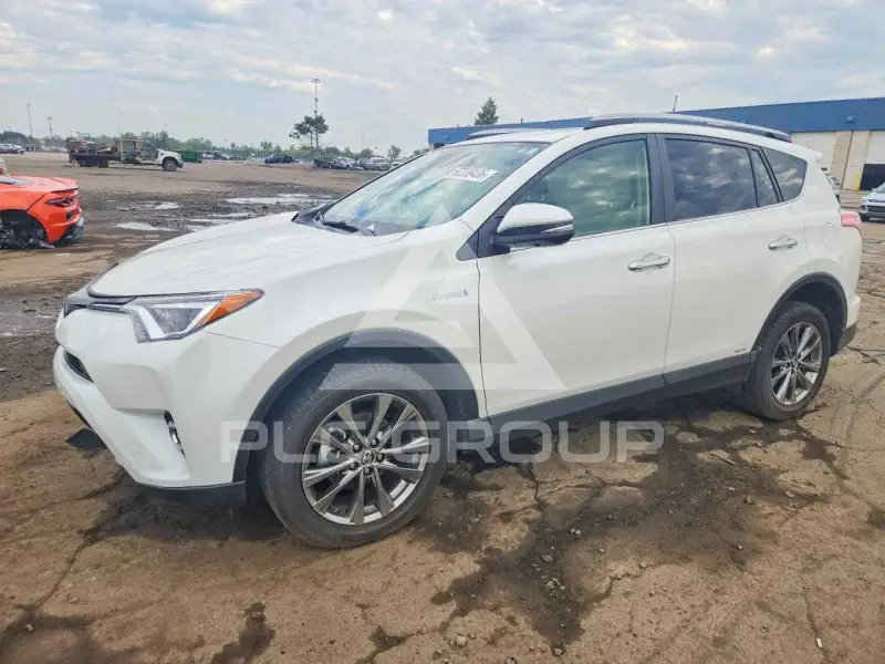 2018 Toyota RAV4 photo