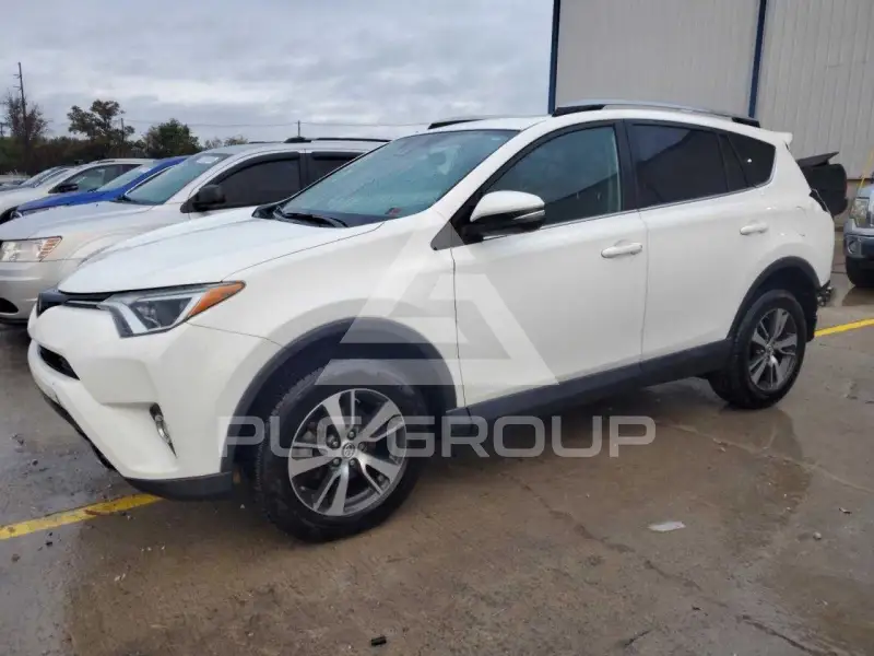 2018 Toyota RAV4 фото