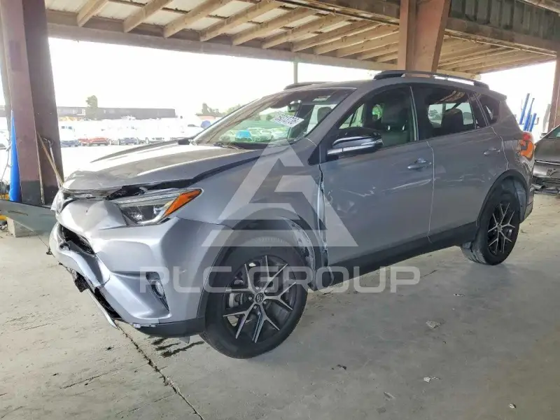 2018 Toyota RAV4 photo